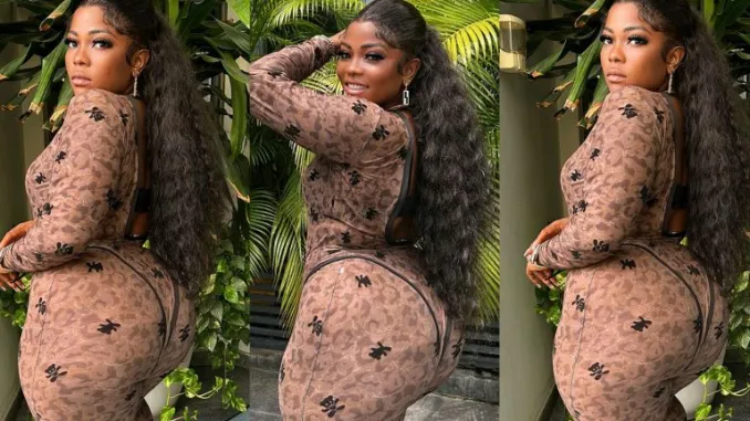 Nigerian Bombshell Rocks Brown Jumpsuit, Setting Instagram on Fire with Enormous Curves-VIDEO